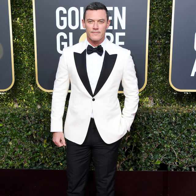 Effetto nudo, eccentrici, eleganti, regali: gli abiti delle star ai Golden Globe 2019