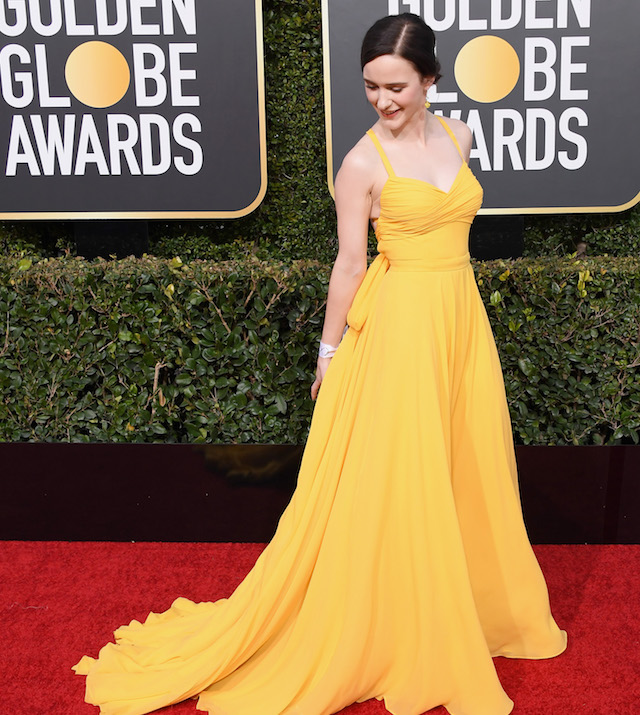 Effetto nudo, eccentrici, eleganti, regali: gli abiti delle star ai Golden Globe 2019