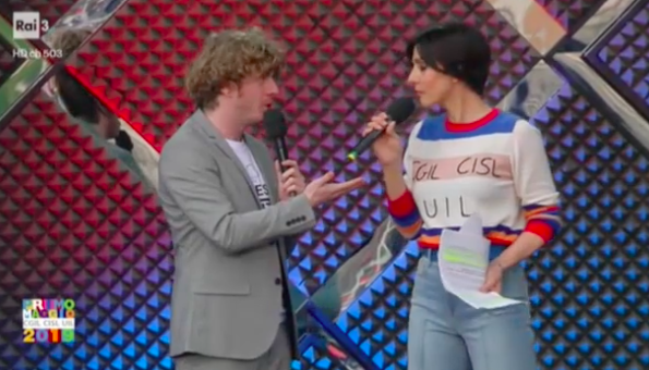 Il maglione del Primo Maggio di Ambra, dopo le polemiche dell’anno scorso