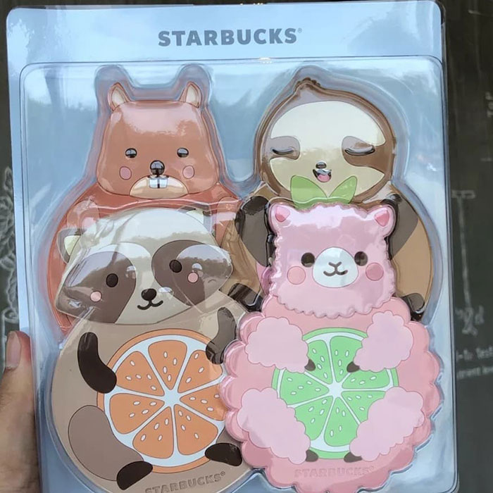 La nuova collezione di tazze Starbucks è la più adorabile di sempre