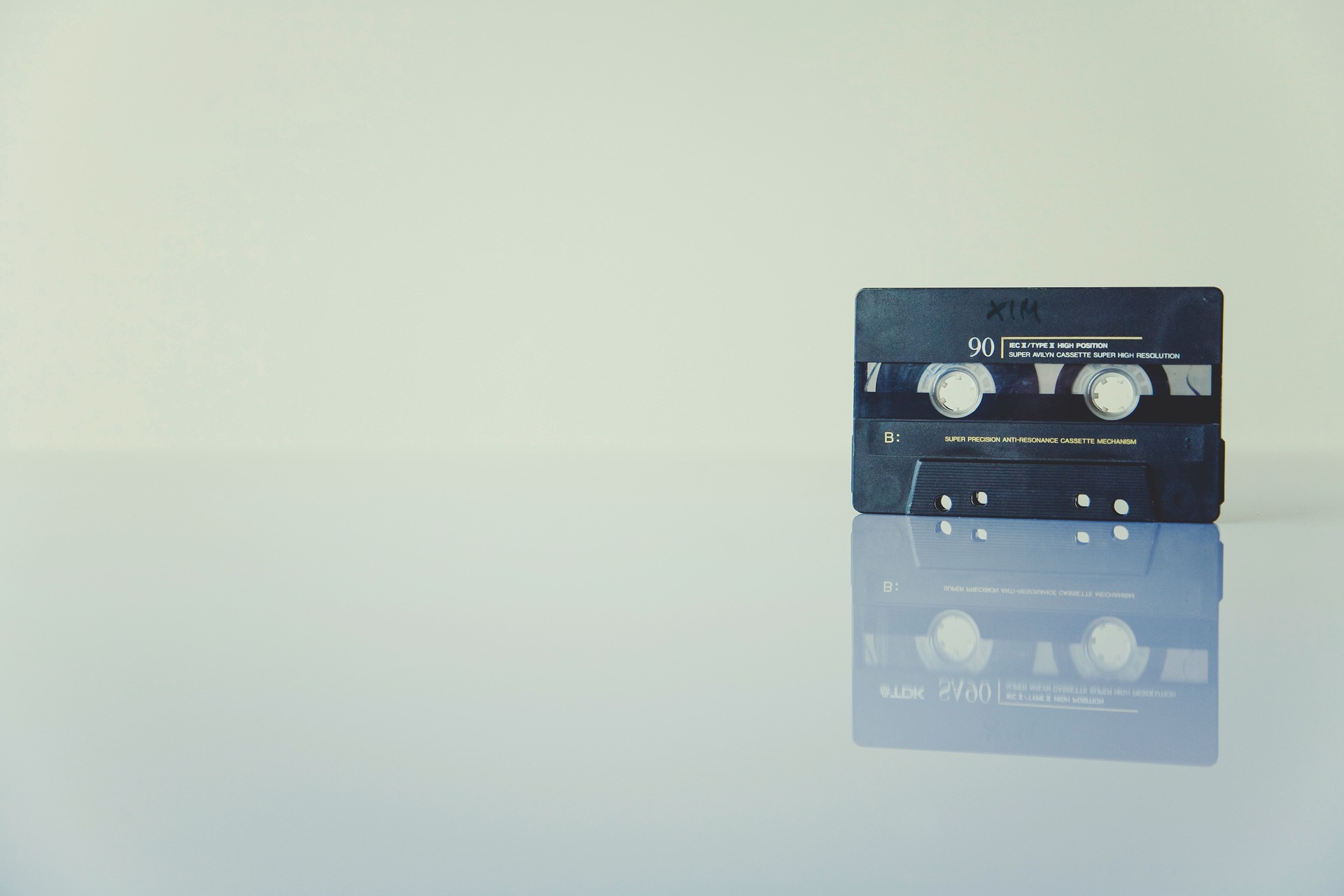 40 anni di Walkman: 8 cose che solo chi è stato adolescente negli anni ’90 può capire