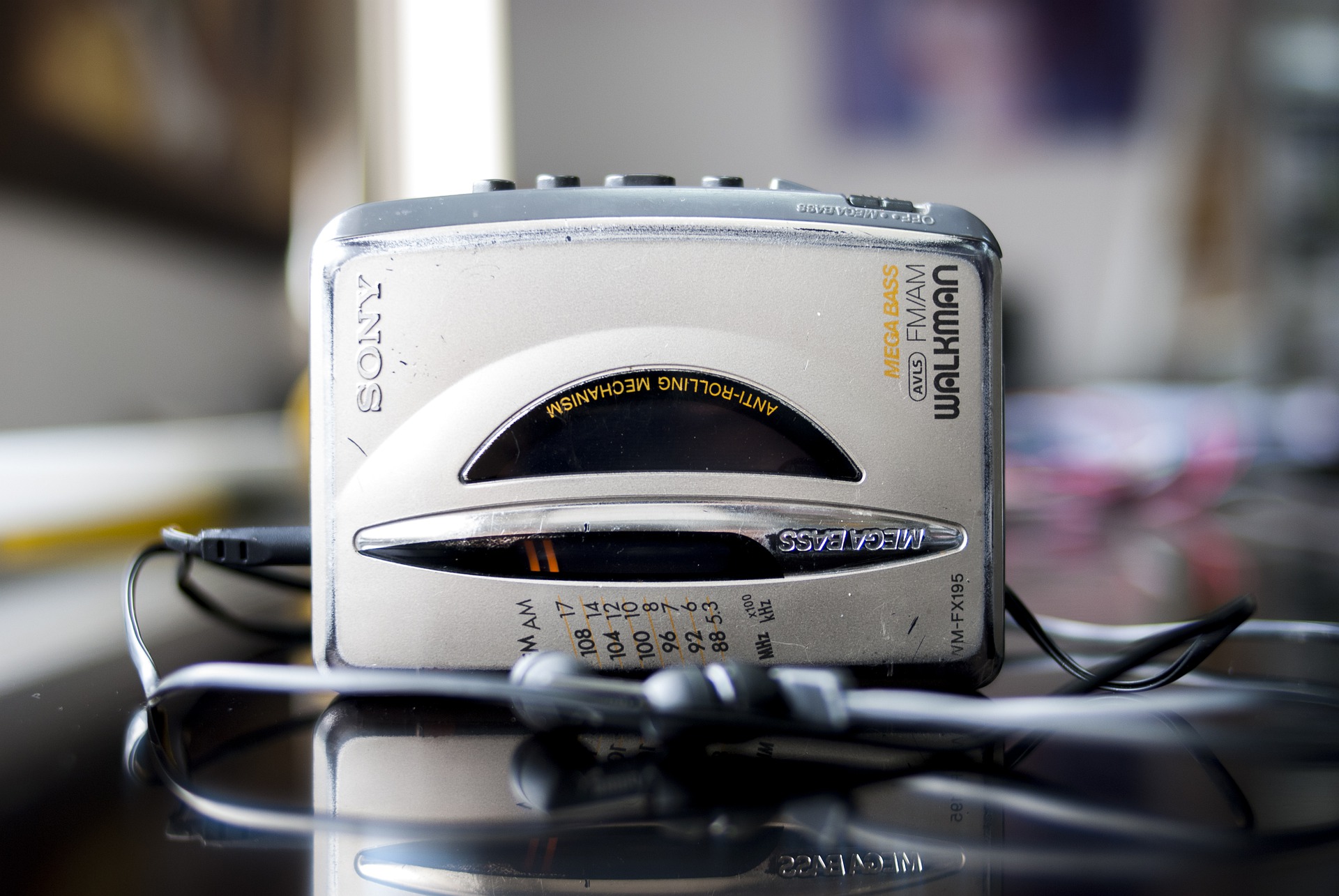 40 anni di Walkman: 8 cose che solo chi è stato adolescente negli anni ’90 può capire