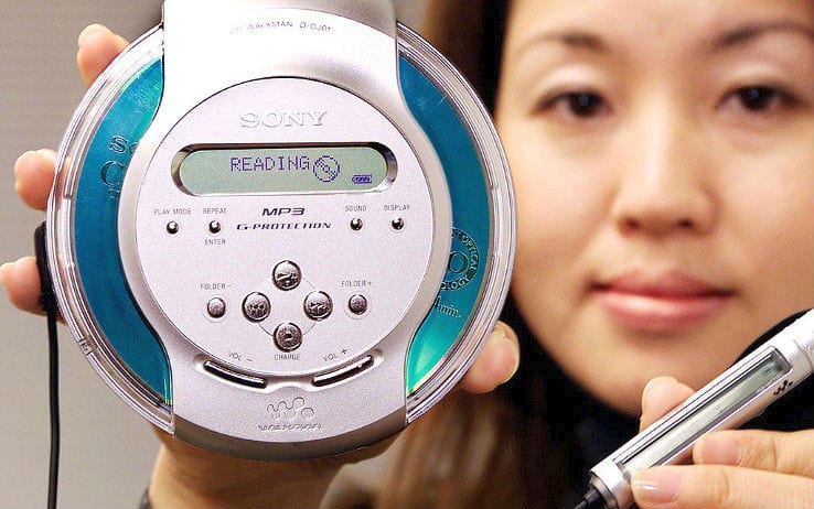 40 anni di Walkman: 8 cose che solo chi è stato adolescente negli anni ’90 può capire