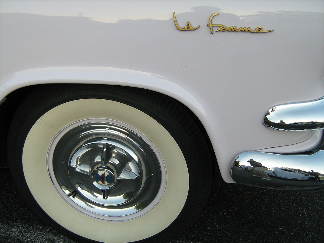 Com'era La Femme Dodge, la macchina progettata da uomini per le donne