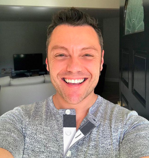 Tiziano Ferro si è sposato: l'immensa gioia del cantante per le sue due nozze