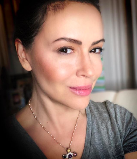 Alyssa Milano: "Ho abortito due volte: non ero pronta per essere madre"