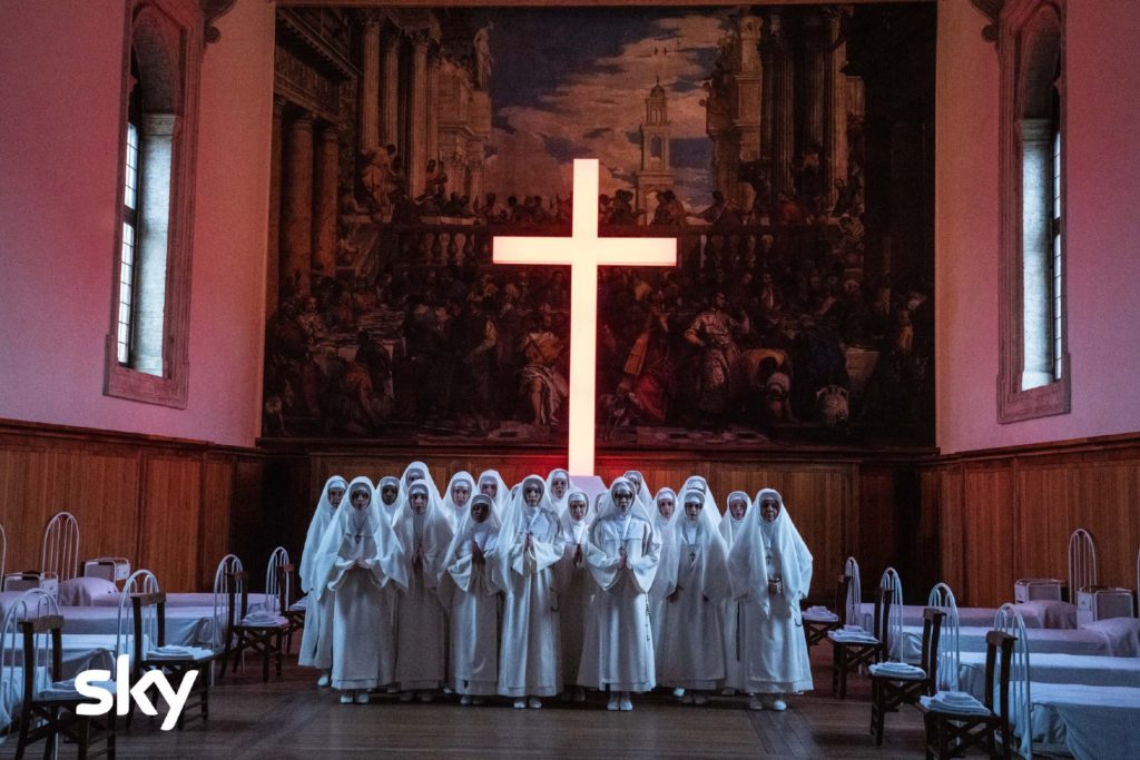Il primo teaser di 'New Pope' di Sorrentino, con Jude Law di nuovo in 'veste papale'