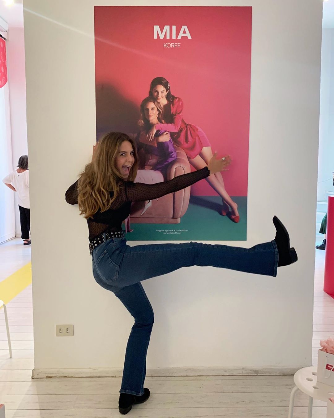 Chi è Stella Bossari, la figlia di Daniele e Filippa Lagerback, ora al lavoro con mamma