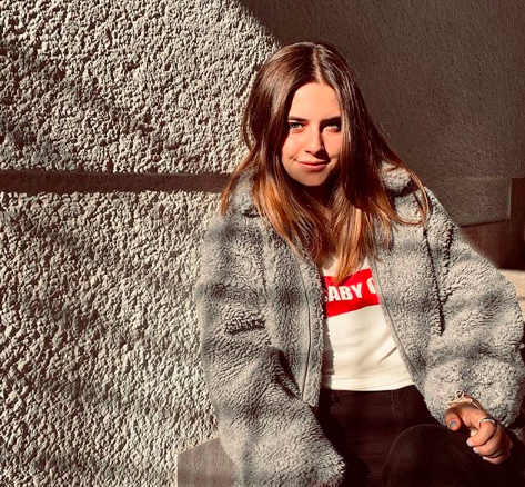 Chi è Stella Bossari, la figlia di Daniele e Filippa Lagerback, ora al lavoro con mamma