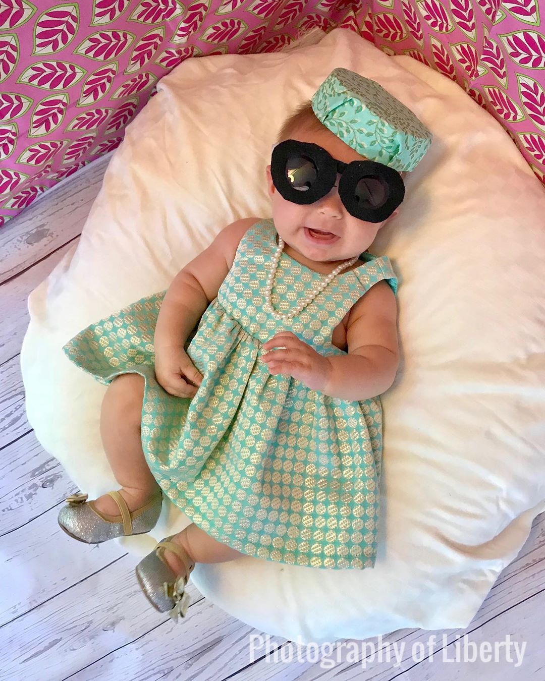 17 trasformazioni di Liberty, la bimba di 3 mesi che veste i panni di donne famose