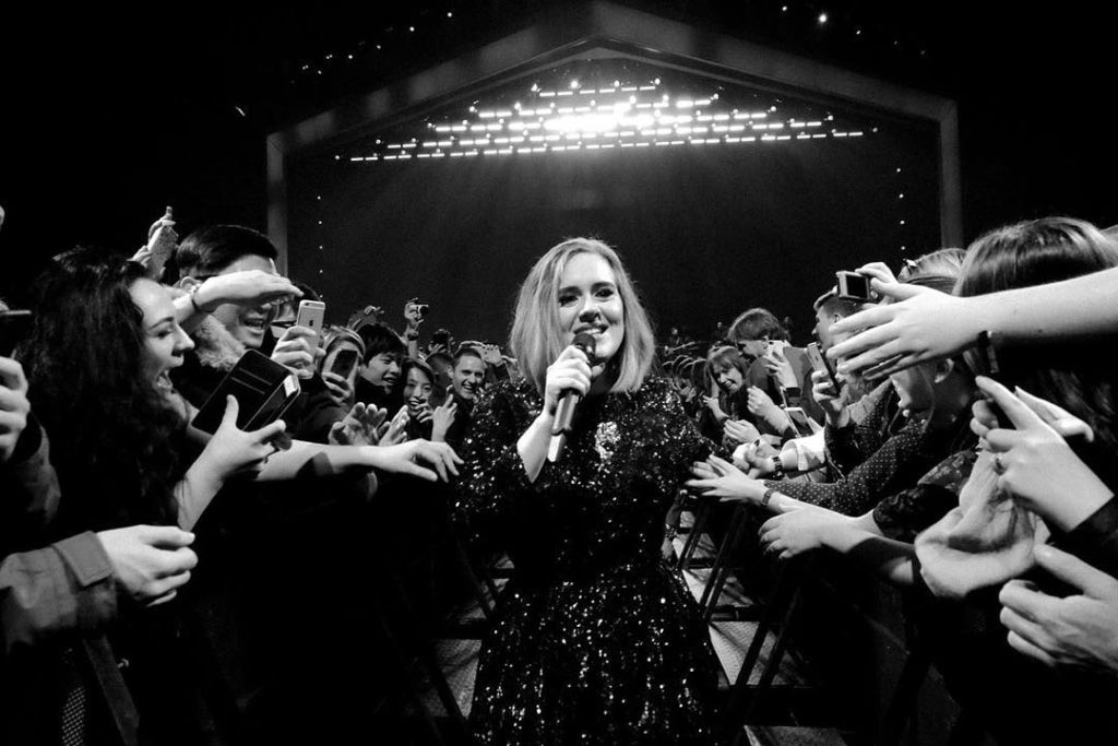 Quei commenti sul nuovo aspetto di Adele dopo la consistente perdita di peso