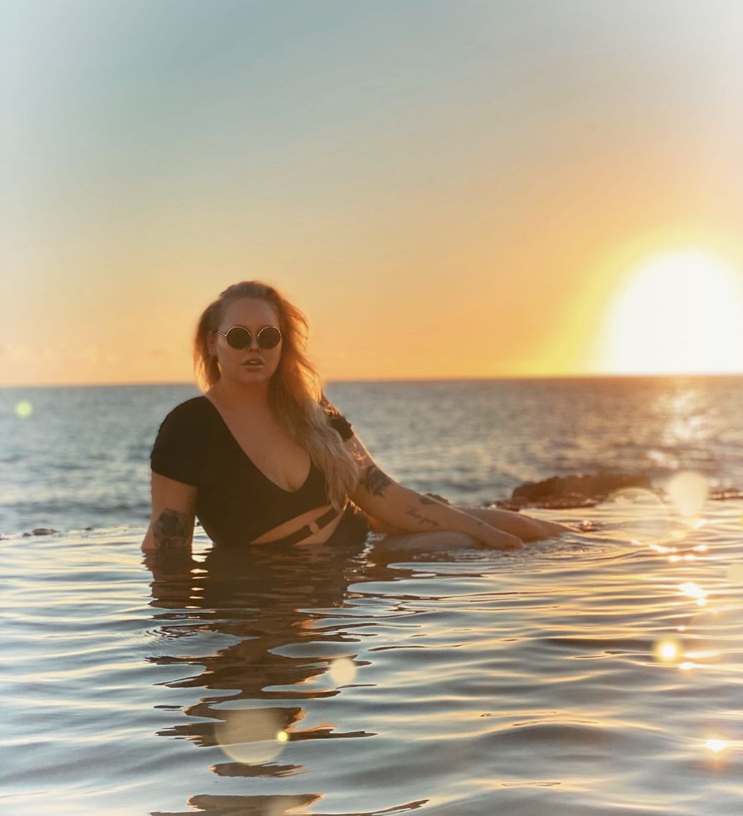 Il video di coming out di Nikkie Tutorials: "Sono una donna trans"