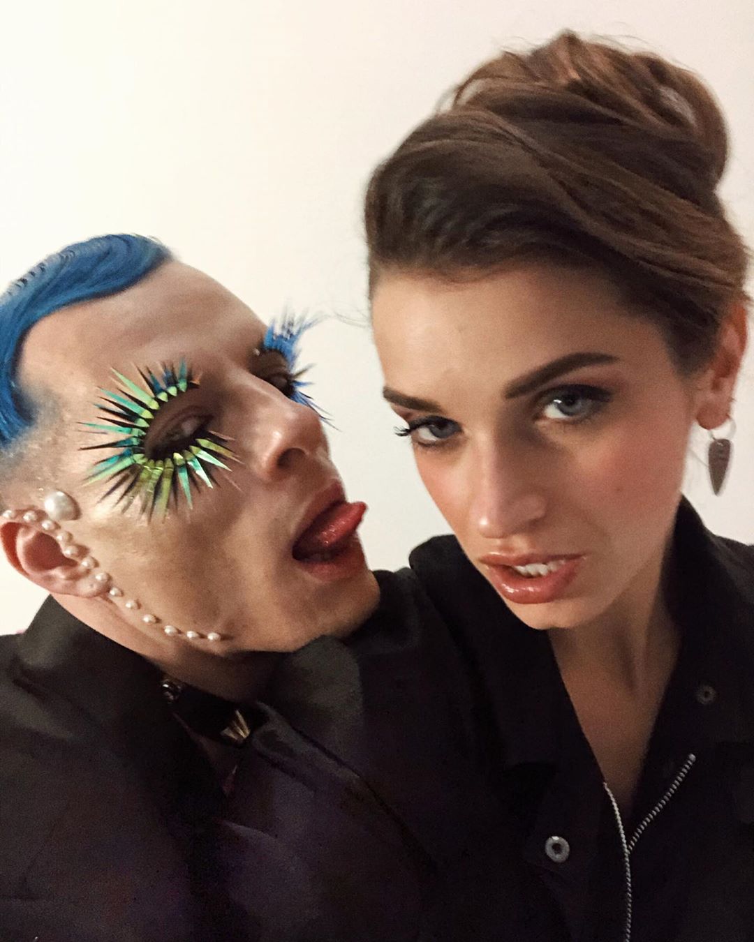 Il post di Valentina, moglie di Boss Doms, il chitarrista che ha baciato Achille Lauro