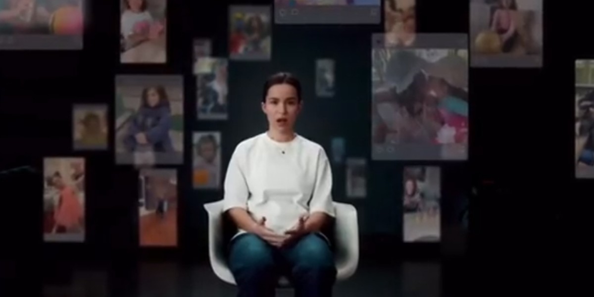 “Mamma papà sono io” il video che tutti i genitori che