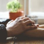 "Un po' sembra innamoratissimo, un po' sparisce: com'è possibile?"