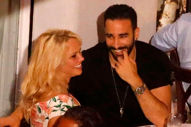 "L'amore non ha età": 16 coppie vip in cui lei è molto più vecchia di lui