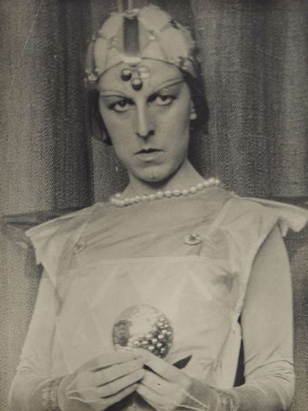 Il "terzo sesso" di Claude Cahun, musa di Dior né donna, né uomo