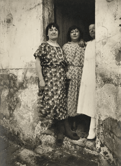 150 anni di prostituzione in mostra in 21 immagini