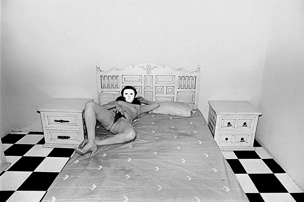 150 anni di prostituzione in mostra in 21 immagini
