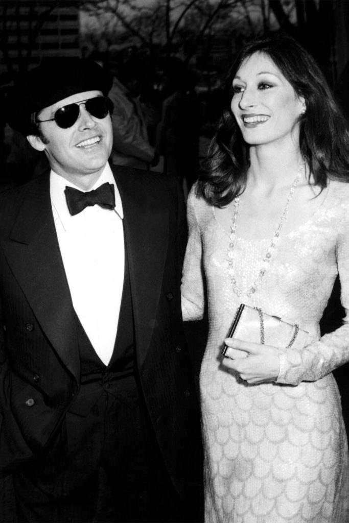 Slip di altre e gelosia: l'amore bestiale di Anjelica Huston e Jack Nicholson