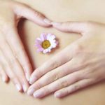 4 motivi per cui fa bene fare sesso con il ciclo