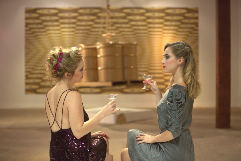 Billie Lourd: "Ringrazio mamma (Carrie Fisher) per avermi cresciuta senza sesso"