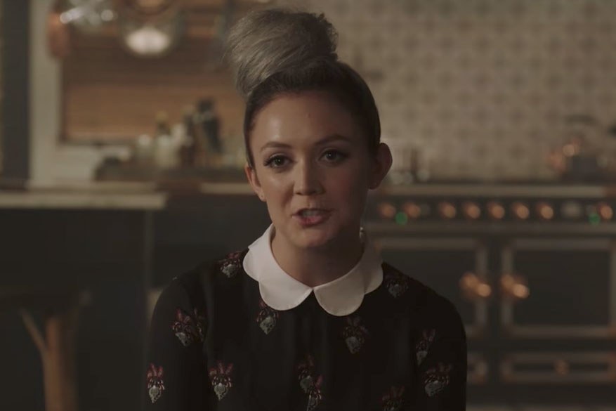 Billie Lourd: "Ringrazio mamma (Carrie Fisher) per avermi cresciuta senza sesso"