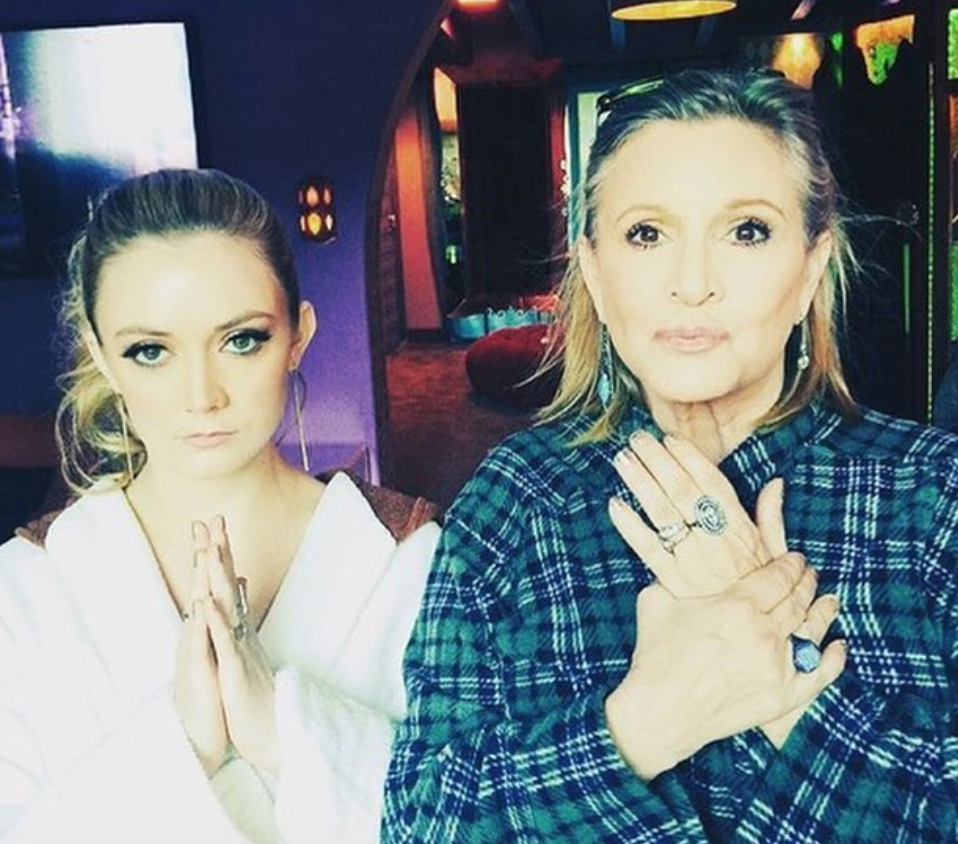 Billie Lourd: "Ringrazio mamma (Carrie Fisher) per avermi cresciuta senza sesso"