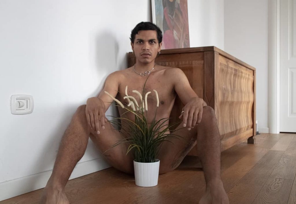 "Sono rom, gay e mi fa inca***re chi nega agli altri di vivere come vogliono"