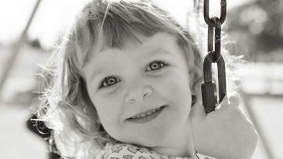 La Lettera della Mamma di Kate, Affetta da Autismo, ad Uno Sconosciuto La Lettera della Mamma di Kate, Affetta da Autismo, ad Uno Sconosciuto