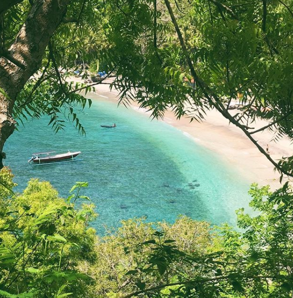 Famiglia lascia città e lavoro e si trasferisce a Bali: "Potete farlo anche voi"