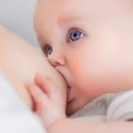 Perché il colostro in realtà non è il "latte della strega"