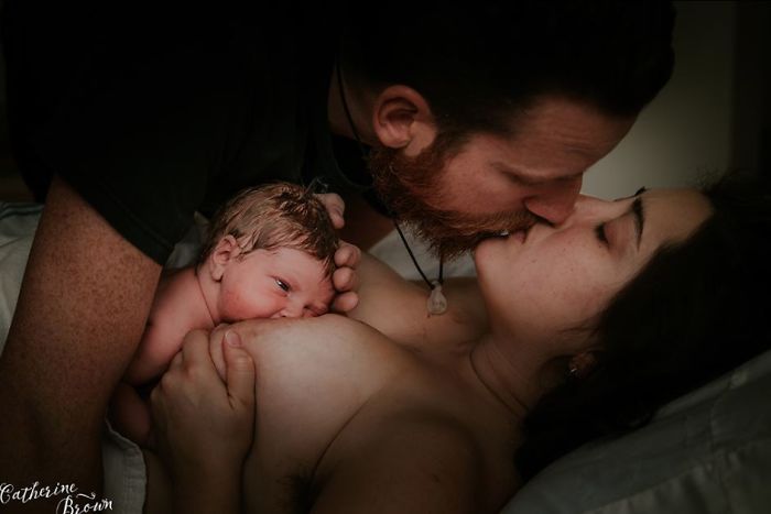 La forza delle donne: le più belle foto sul parto del 2018