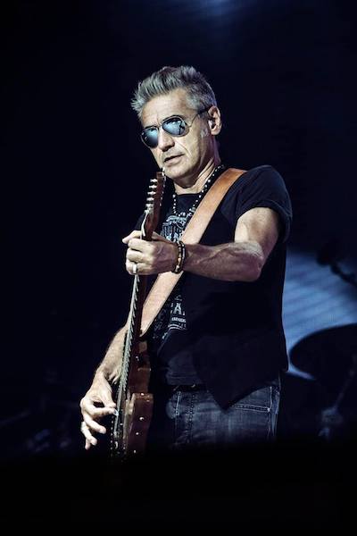 Ligabue: "Ho perso tre figli, ma nessuno considera l'aborto un vero lutto"