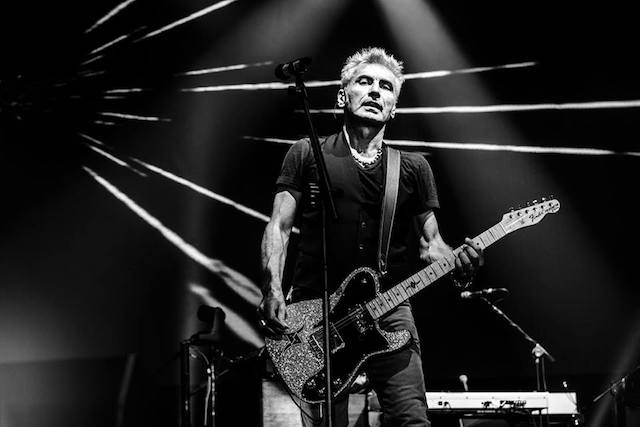 Ligabue: "Ho perso tre figli, ma nessuno considera l'aborto un vero lutto"