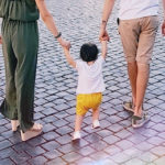 "Due cuori e una capanna bastano o per metter su famiglia bisogna fare i conti?"