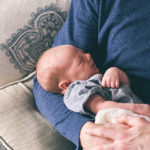 "La mamma è sempre la mamma", ma davvero ama i figli più del papà?