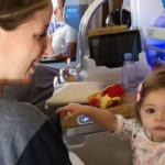 Clio MakeUp: “Ho vissuto il viaggio in aereo più umiliante con mia figlia”