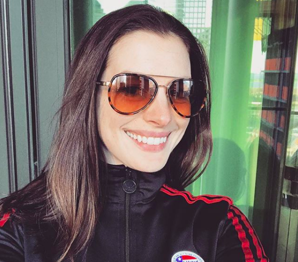 Anne Hathaway, mamma bis dopo tanto dolore e la scelta di stare lontano dai social
