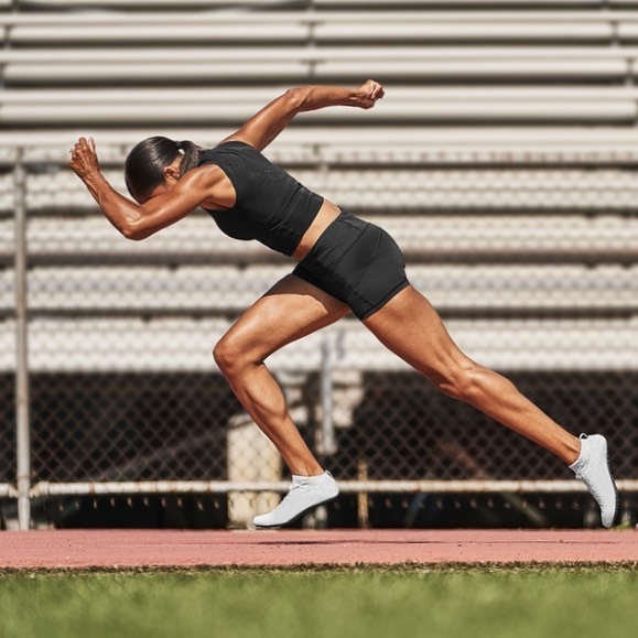 Allyson Felix, la donna che ha battuto il record di Bolt, a 10 mesi dal parto