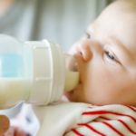 Scaldabiberon: pratico, veloce e non altera le proprietà del latte