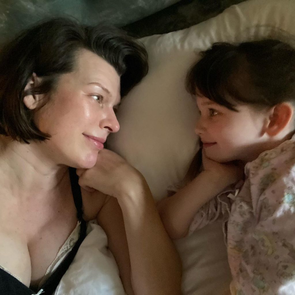 Milla Jovovich: "Cerco solo di essere una latteria perfettamente funzionante"
