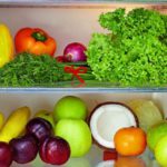 10 frutti o verdure che pensavi si potessero tenere in frigo e invece no