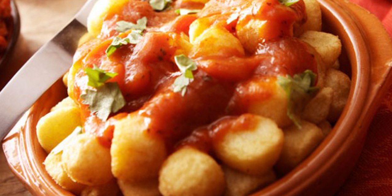 Patatas bravas