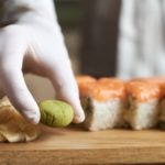 4 curiosità sul wasabi e perché non dovreste mescolarlo con la salsa di soia