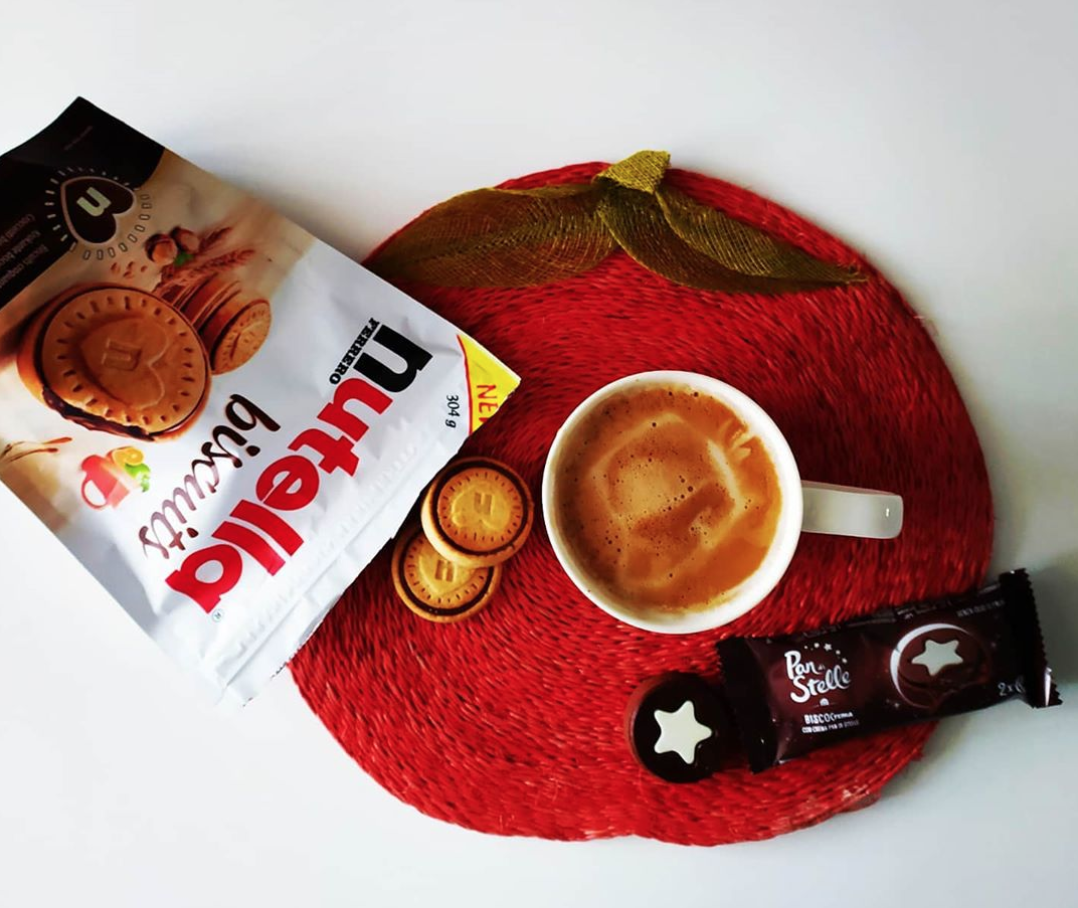 Biscocrema Pan di Stelle e Nutella Biscuits: la sfida è social