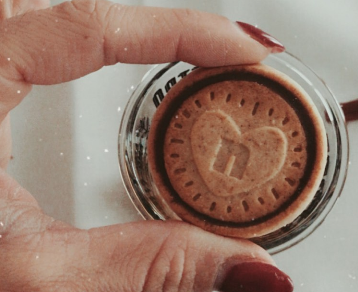 Biscocrema Pan di Stelle e Nutella Biscuits: la sfida è social