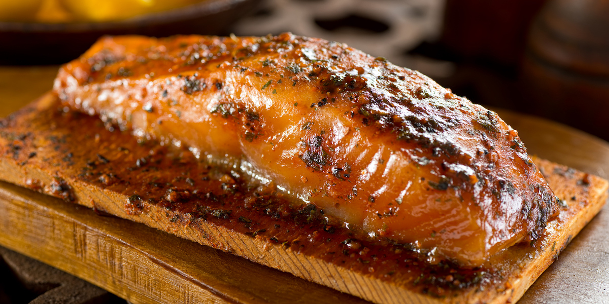 Salmone marinato: la ricetta in padella e al forno | RDD