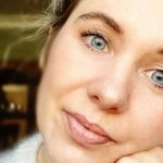 "Un mostro cresceva in me e anche il dolore mestruale": cos'è la cisti dermoide