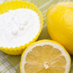Cosa succede se bevi (ma non solo) acqua, bicarbonato e limone tutti i giorni